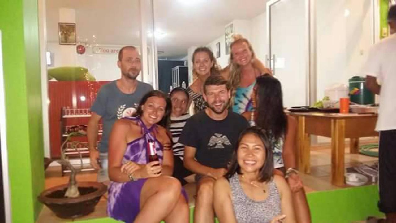 Fan Dee Hostel Ко-Ланта Екстер'єр фото