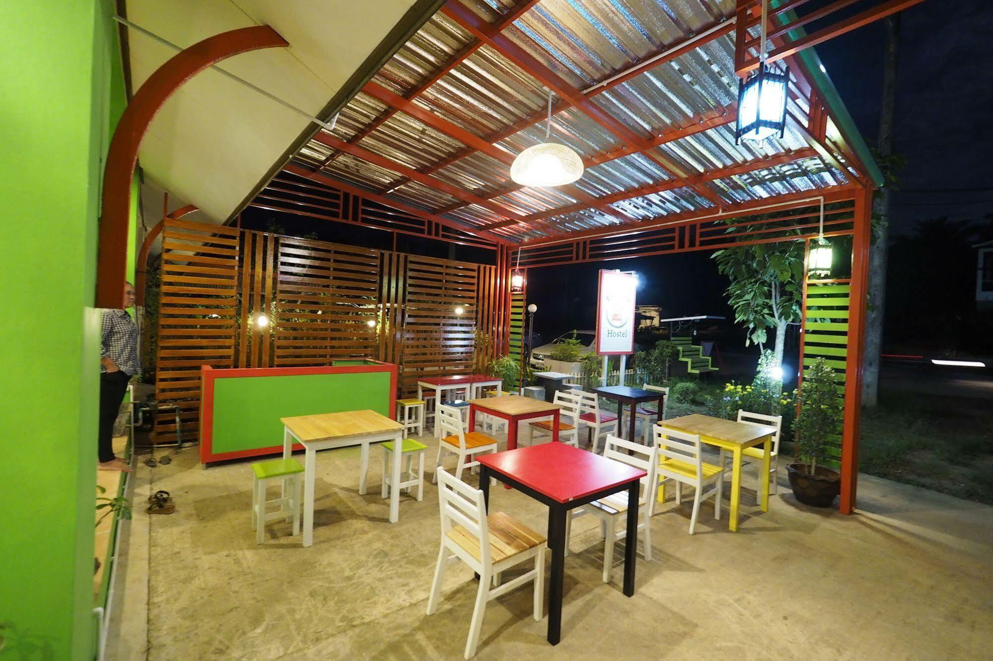 Fan Dee Hostel Ко-Ланта Екстер'єр фото