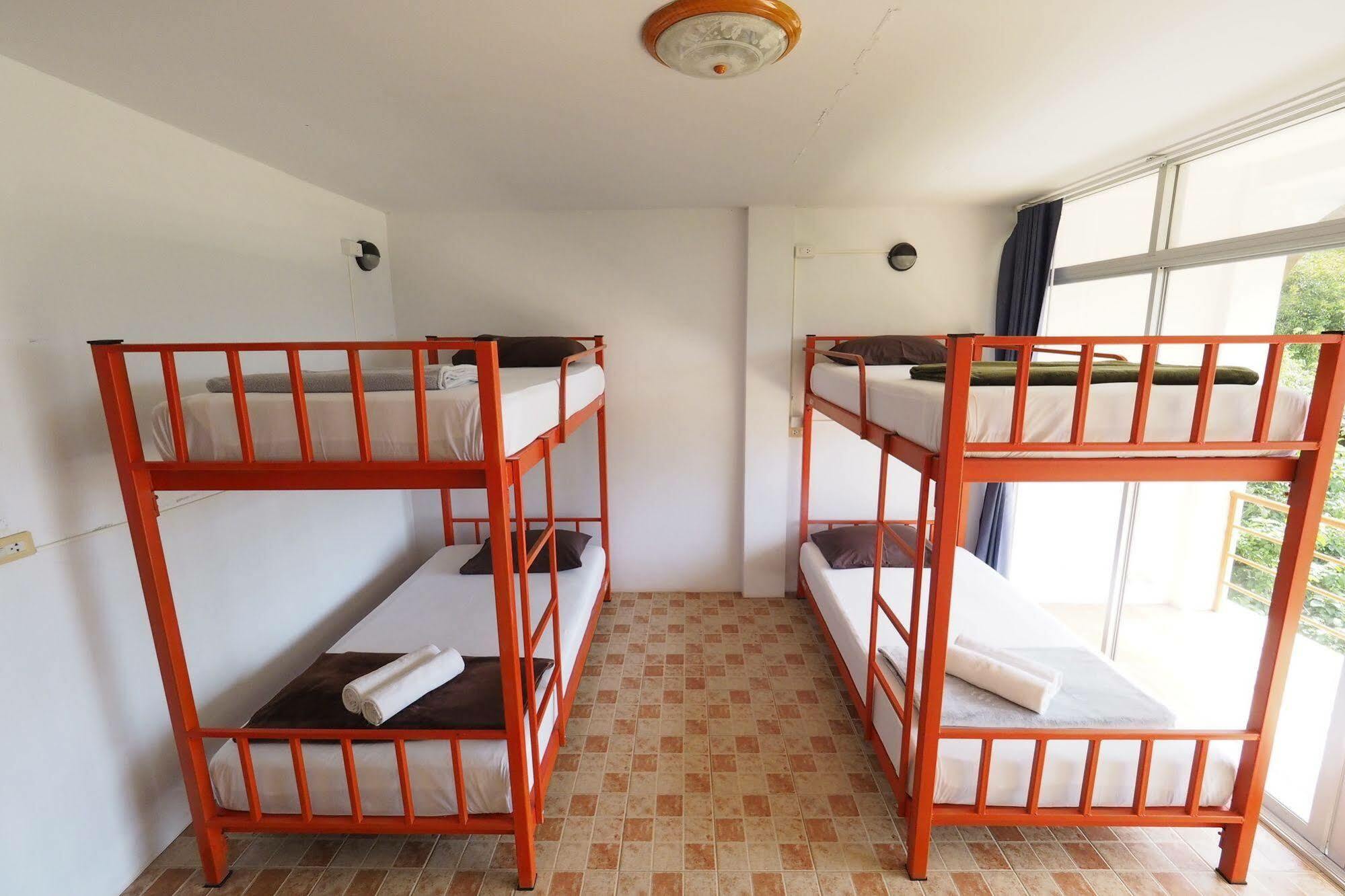 Fan Dee Hostel Ко-Ланта Екстер'єр фото