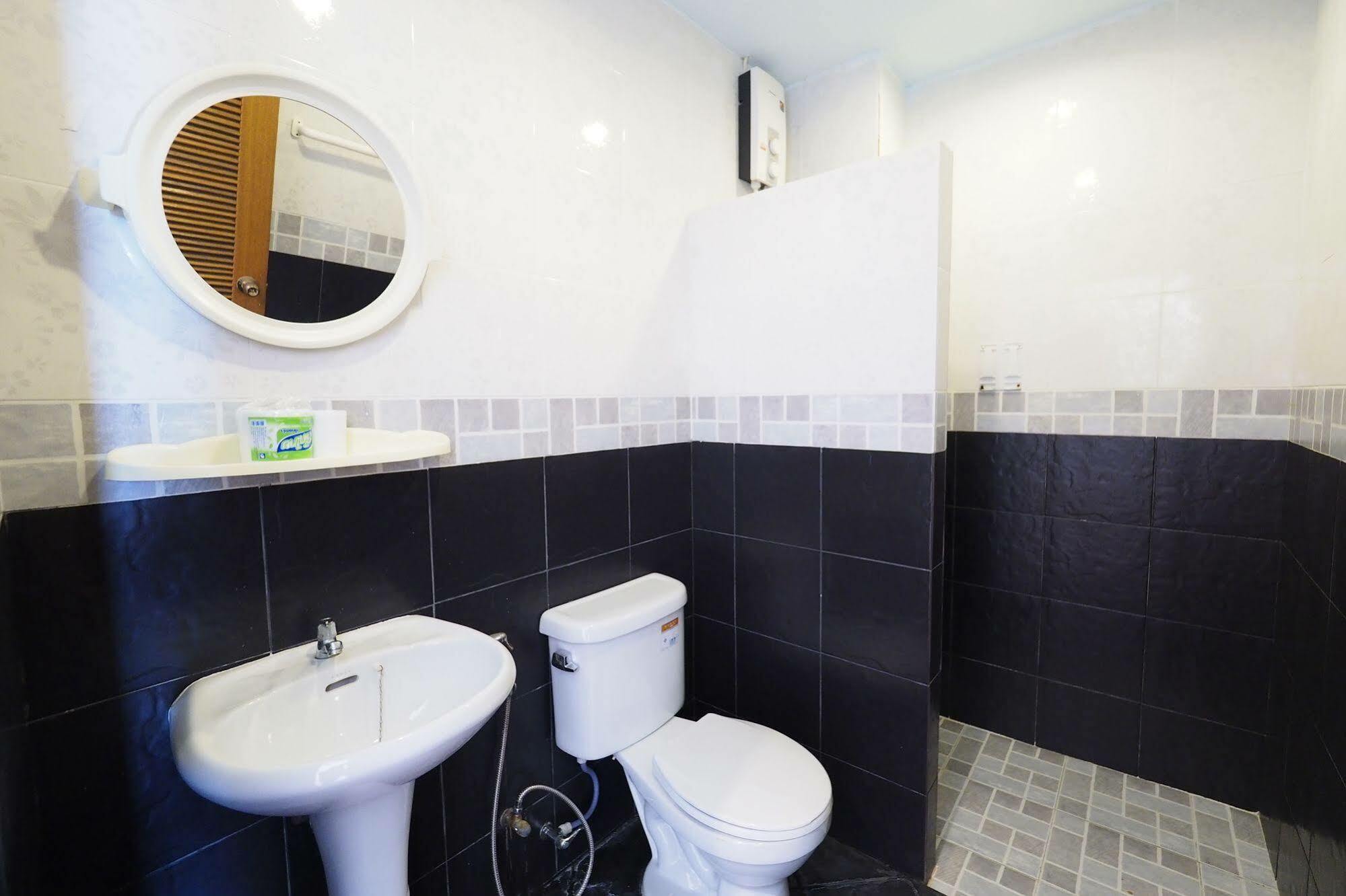 Fan Dee Hostel Ко-Ланта Екстер'єр фото