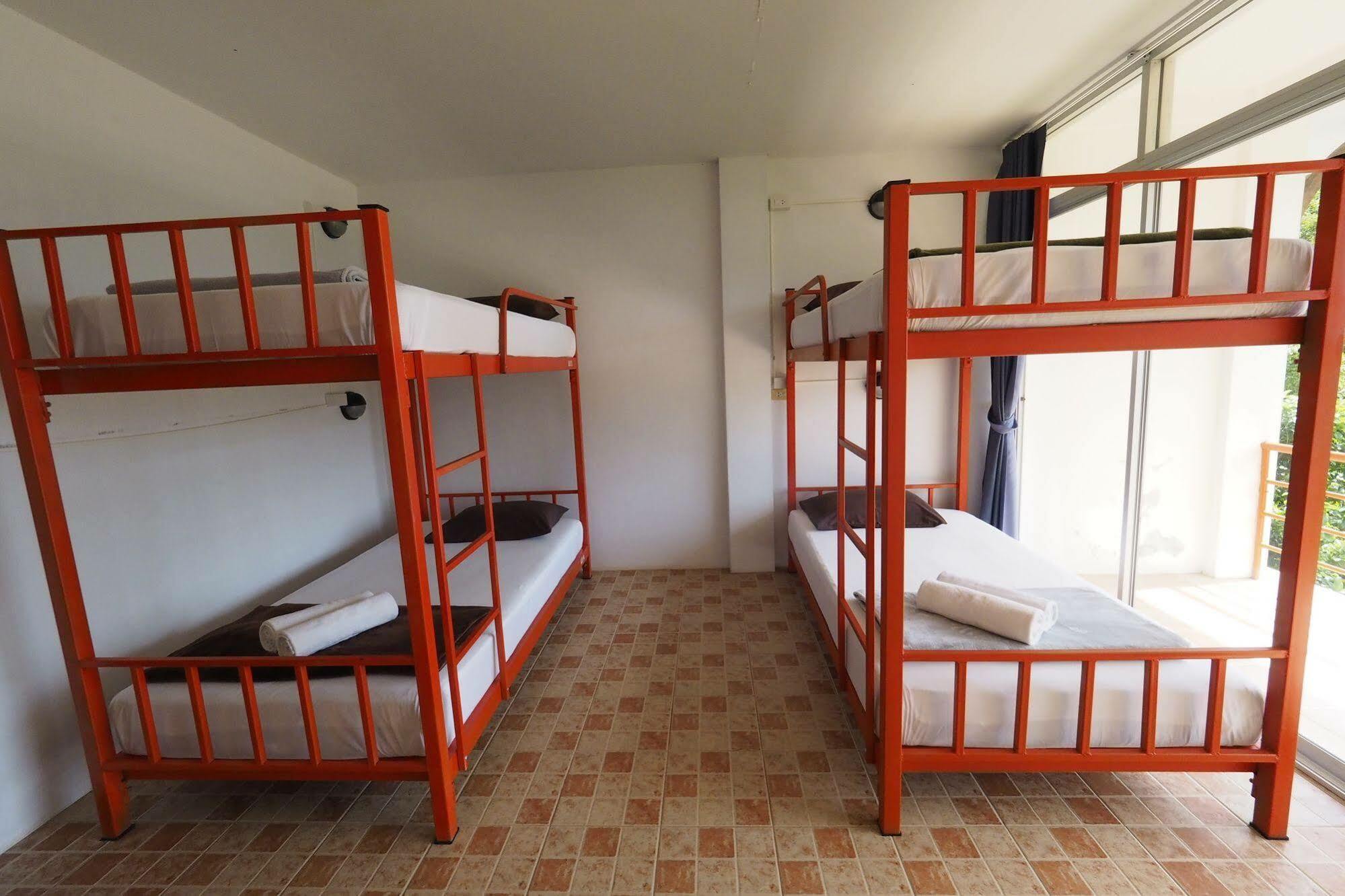Fan Dee Hostel Ко-Ланта Екстер'єр фото