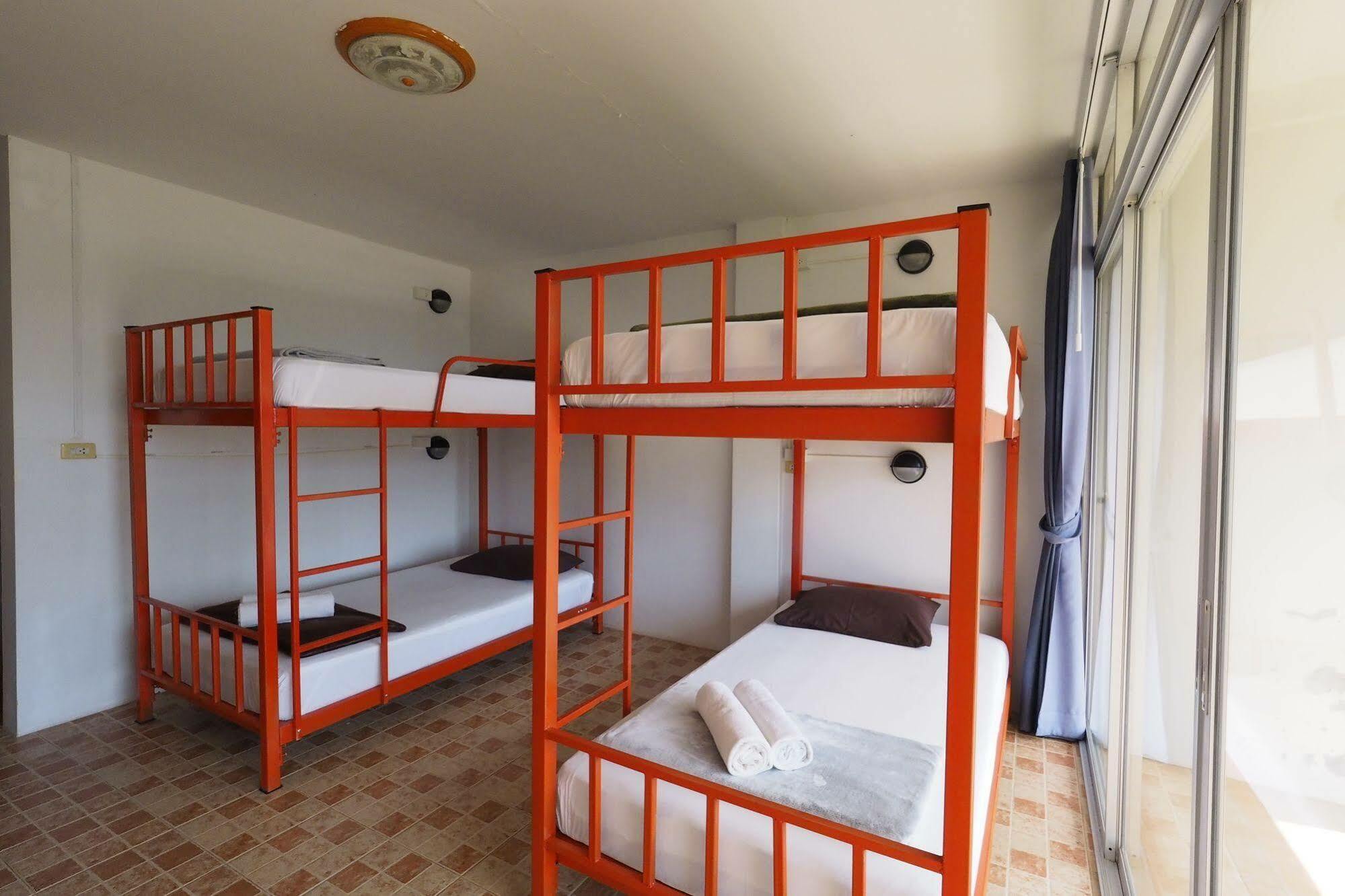 Fan Dee Hostel Ко-Ланта Екстер'єр фото