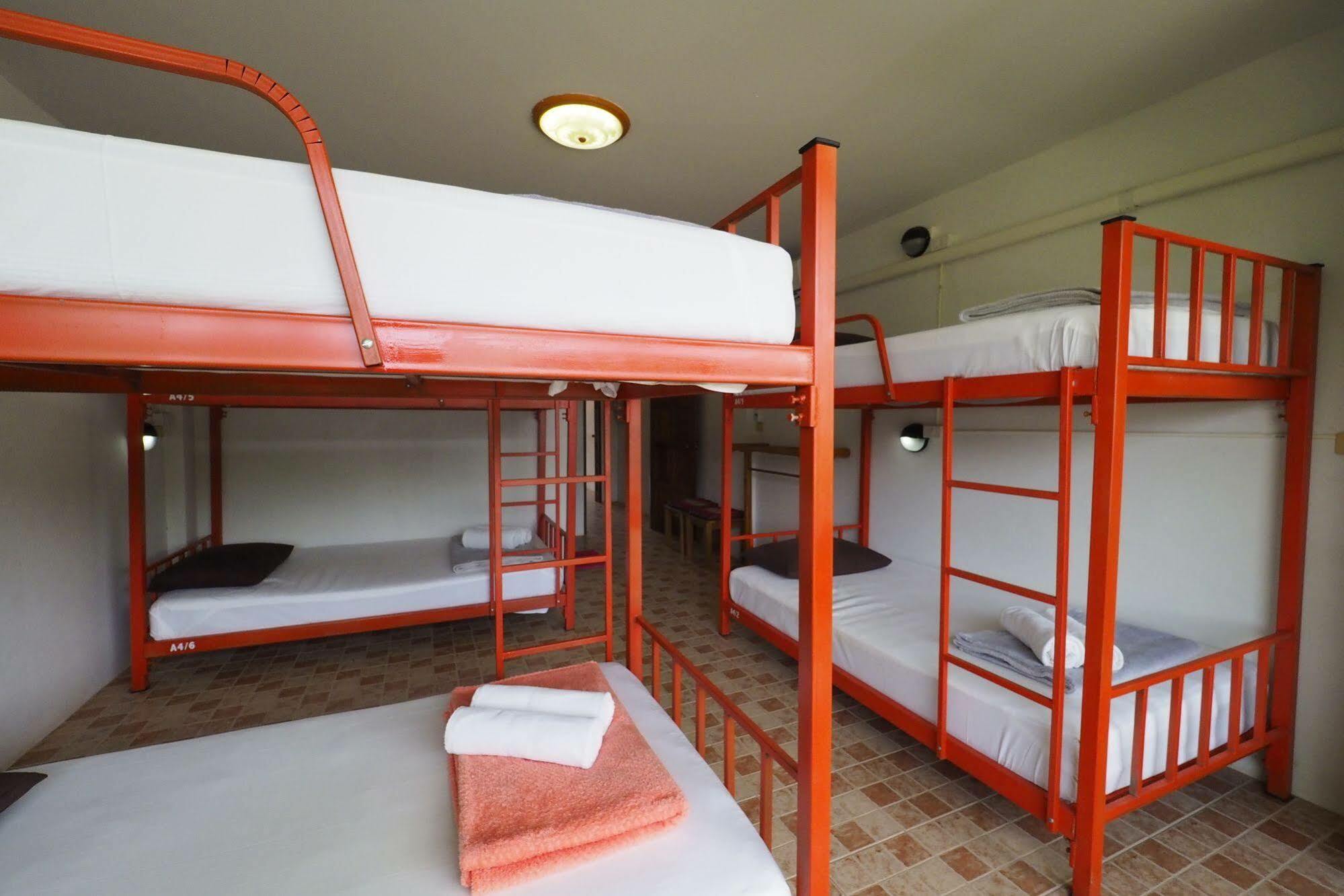 Fan Dee Hostel Ко-Ланта Екстер'єр фото